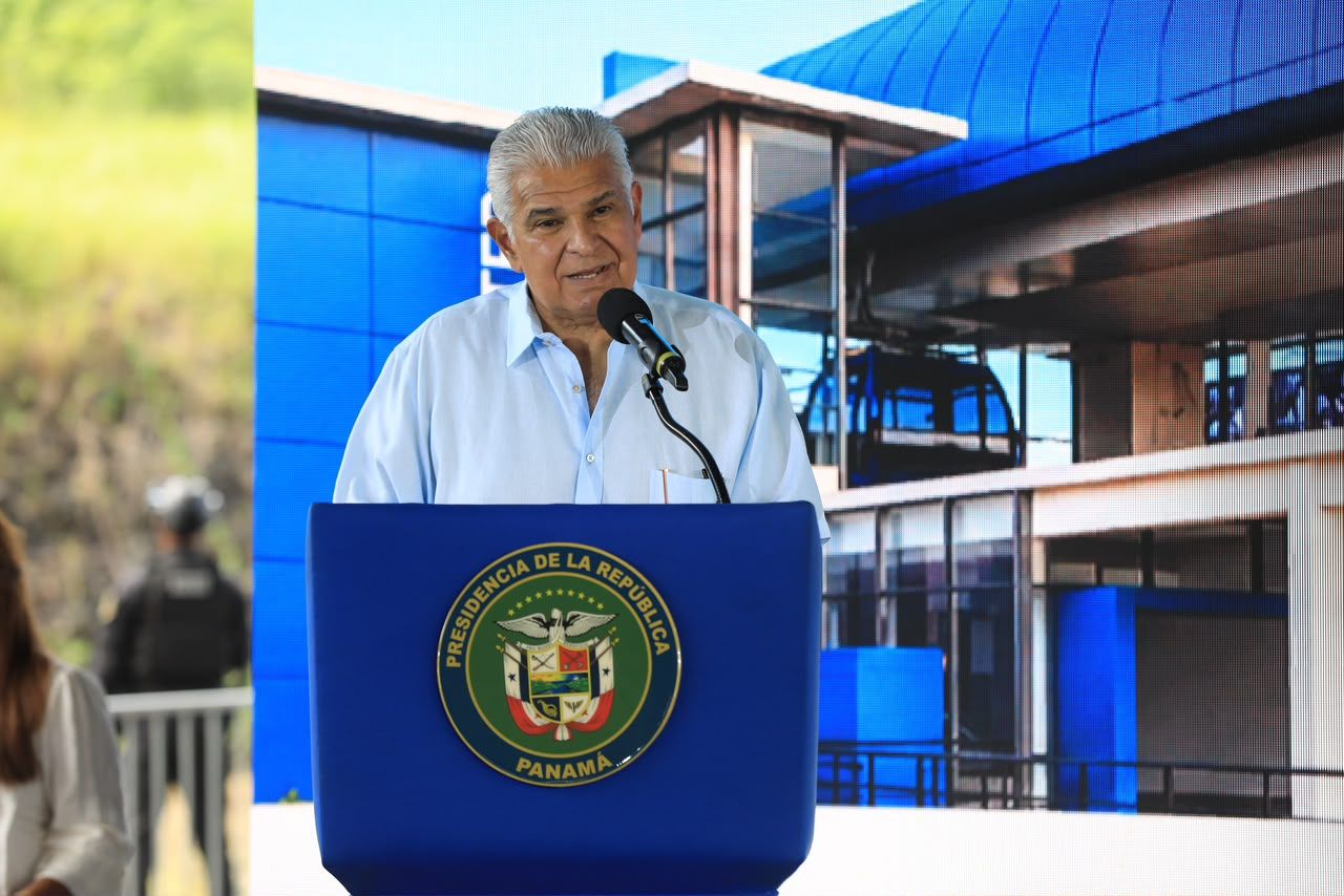 Mulino pide no frenar obras ni la agenda del Gobierno pese a la emergencia por el terremoto