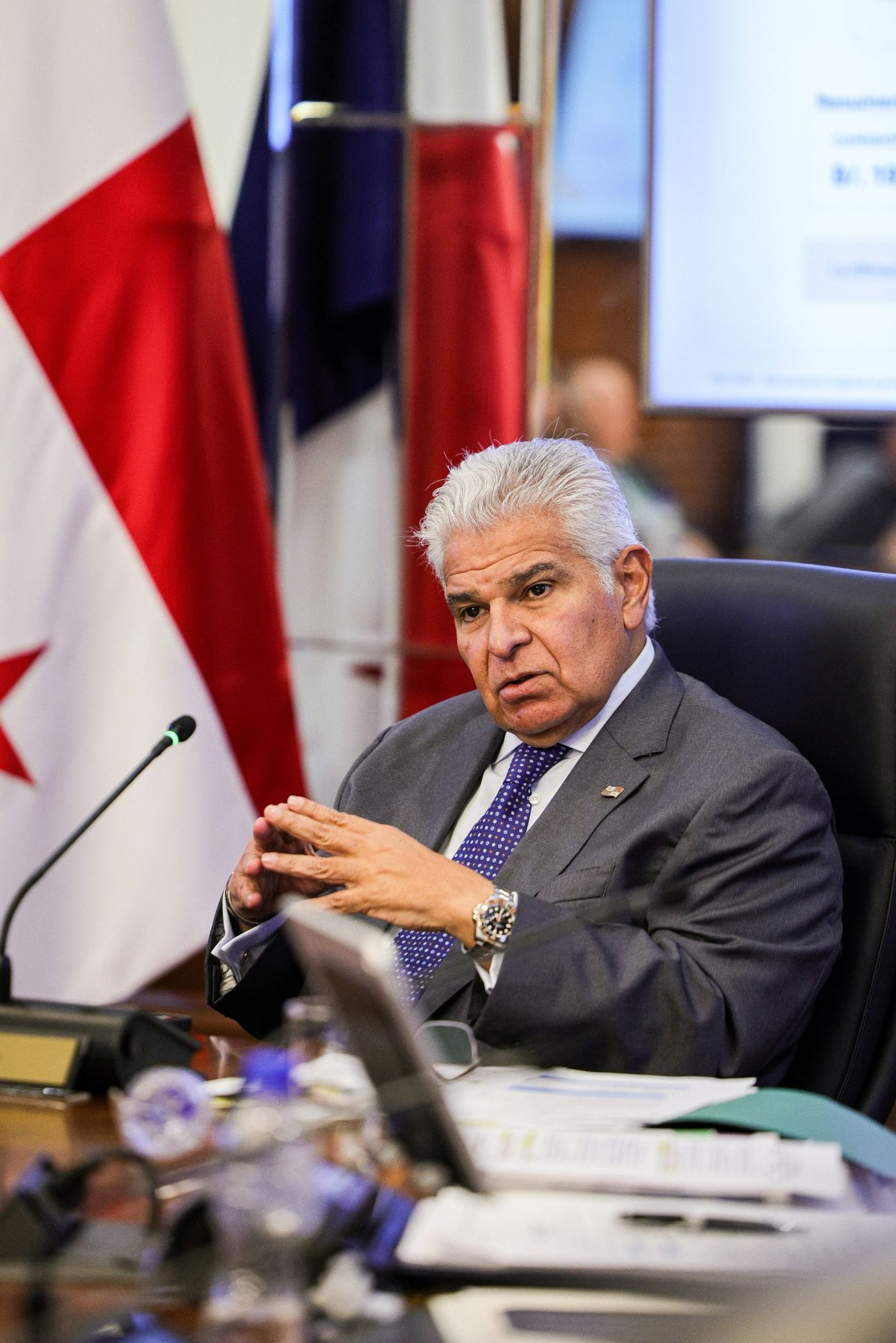 Gabinete avala $16.6 millones para firma que defiende a Panamá en tres arbitrajes mineros